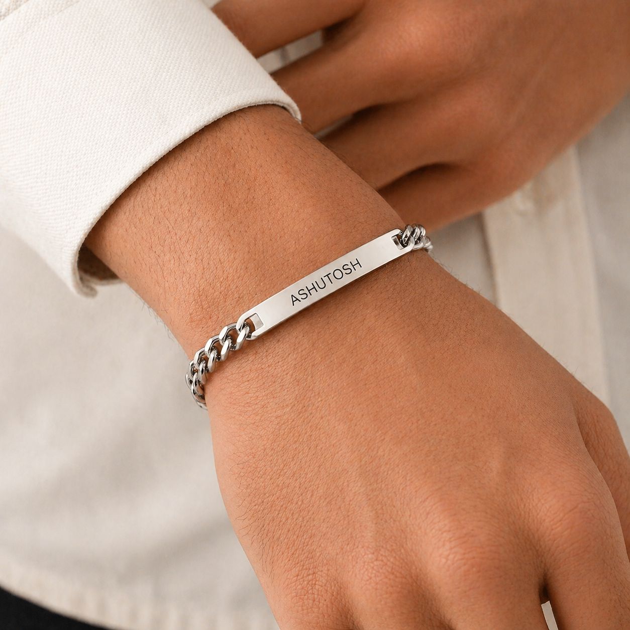 Mens's Name Bracelet (Broad Chain)
