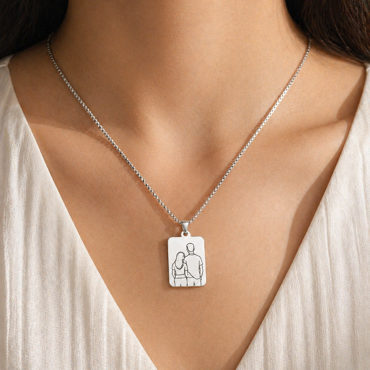 Women’s Minimal Art Chain